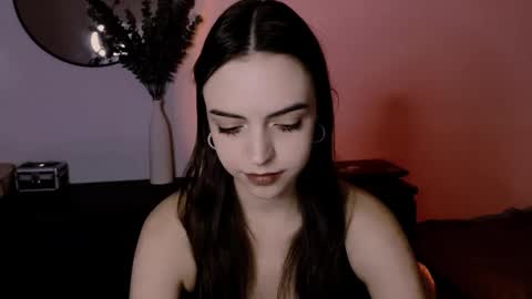 Snapshot of pacificiris chatting on February 6, 3:41 pm Iris online show from February 6, 3:41 pm