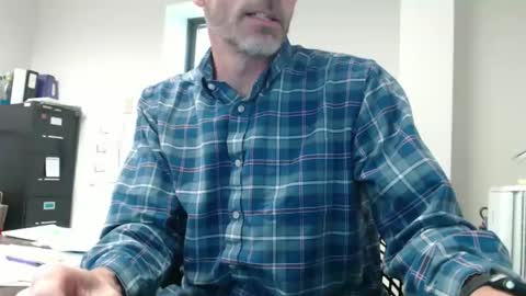 Snapshot of paddleme100 chatting on May 13, 4:37 pm Paddle me online show from May 13, 4:37 pm