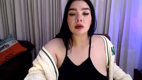 Page 3 online show from November 5, 2:00 am