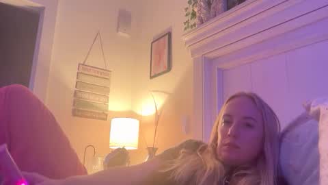 paige32323 online show from January 13, 12:27 am
