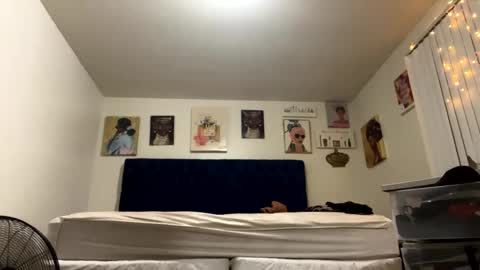 Snapshot of paigethekinkyone chatting on December 28, 8:16 am PrincessTsVivian online show from December 28, 8:16 am