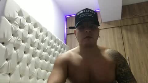 paisaexotico online show from October 10, 5:50 am