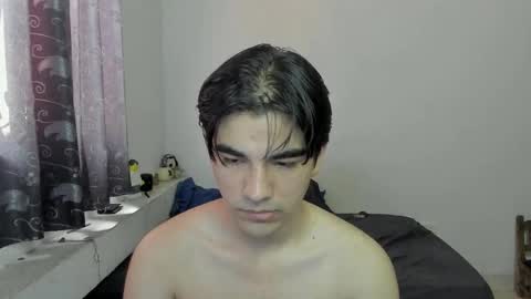 Snapshot of pakun_ chatting on November 8, 7:01 pm pakun_ online show from November 8, 7:01 pm