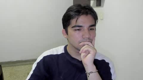 pakun_ online show from May 18, 5:30 pm