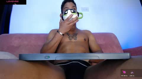Palo Santo online show from May 12, 7:49 am