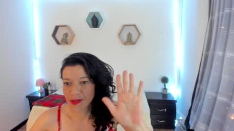 Paloma  online show from December 3, 8:39 pm