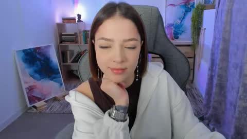 Snapshot of pambeeslyy chatting on October 3, 8:33 am Pam online show from October 3, 8:33 am