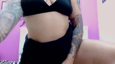 pamela_666_ online show from January 8, 6:43 pm