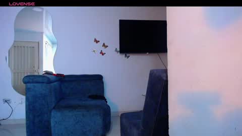 Snapshot of pamela_black_bigcock chatting on December 3, 1:08 am pamela_black_bigcock online show from December 3, 1:08 am