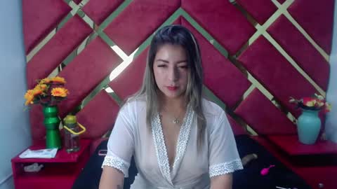 Snapshot of pamela_blonde_ chatting on October 18, 2:47 am pamela_blonde_ online show from October 18, 2:47 am