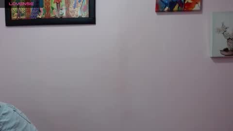 Snapshot of pamela_claus chatting on October 20, 9:37 pm Pamela Claus online show from October 20, 9:37 pm