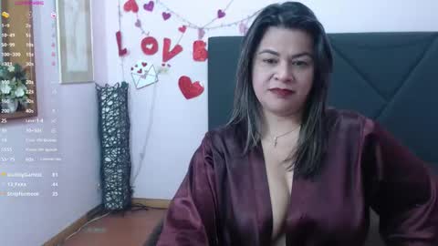 pamela_echeverria online show from April 25, 1:41 pm