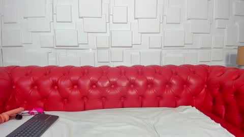 pamela_gaviria01 online show from April 26, 1:42 pm