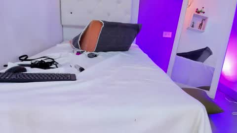 salome  josepth online show from March 19, 9:52 pm