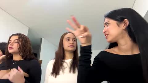 Snapshot of pamela_milleer chatting on January 3, 2:32 am pamela_milleer online show from January 3, 2:32 am