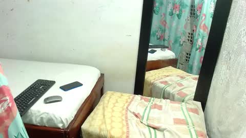 Snapshot of pamela_vasquez chatting on September 9, 11:59 pm diana online show from September 9, 11:59 pm