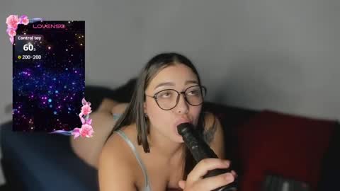 Snapshot of pamelaa_moon chatting on April 5, 12:41 am Pamelaa moon online show from April 5, 12:41 am