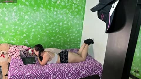 Pamelaa moon online show from May 21, 4:19 am