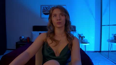 Snapshot of pamelablair chatting on October 3, 7:55 pm Pamela Blair online show from October 3, 7:55 pm