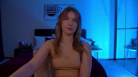 Snapshot of pamelablair chatting on October 17, 7:49 pm Pamela Blair online show from October 17, 7:49 pm