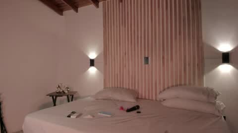 Snapshot of pamelamendez_1 chatting on April 26, 9:34 pm pamelamendez_1 online show from April 26, 9:34 pm
