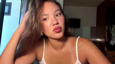 Snapshot of pameliakinsinger chatting on March 24, 5:12 am Kamila online show from March 24, 5:12 am