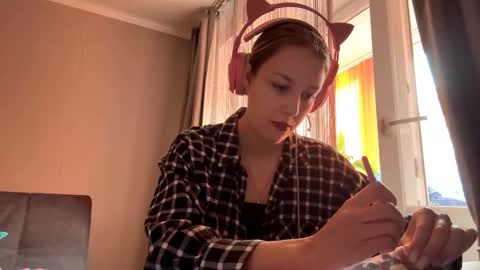 Snapshot of pamellabrodie chatting on September 20, 7:09 am Linda online show from September 20, 7:09 am