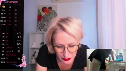 pamellamurphy online show from October 17, 8:06 am