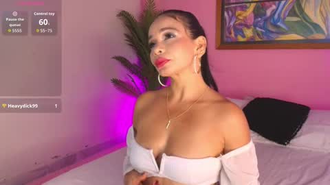 Snapshot of pammela_smith chatting on January 5, 8:45 pm Pammela Smith online show from January 5, 8:45 pm