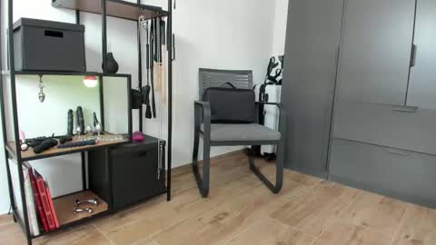 pampersandspanking online show from March 27, 8:20 am