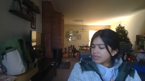 PancakePeachez online show from January 27, 7:35 pm
