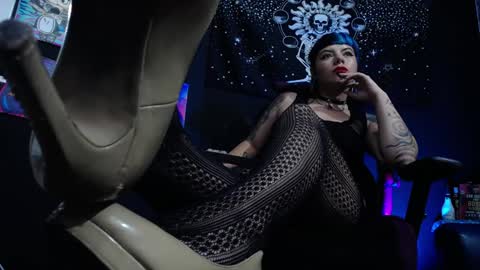 Snapshot of pandoragoddess chatting on February 7, 8:20 pm online show from February 7, 8:20 pm