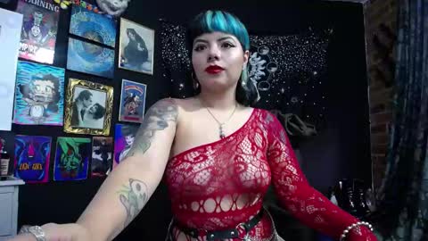 Snapshot of pandoragoddess chatting on March 7, 7:49 pm online show from March 7, 7:49 pm