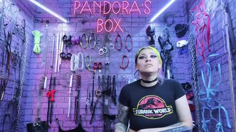 PandoraNez online show from January 4, 10:05 am