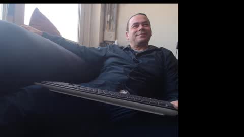 Snapshot of pannenkoekenkeizer chatting on March 3, 11:55 am Chris online show from March 3, 11:55 am