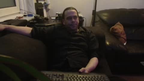 Snapshot of pannenkoekenkeizer chatting on March 6, 11:42 pm Chris online show from March 6, 11:42 pm