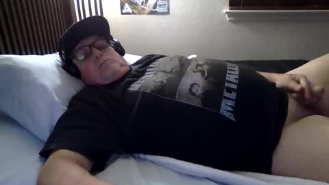 panos online show from March 24, 9:03 am