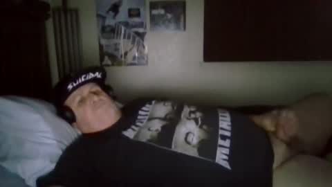 panos online show from April 2, 7:39 am