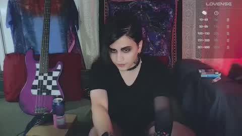 In bio online show from November 27, 2:13 am