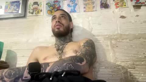 Snapshot of panthers_room chatting on February 1, 2:24 pm panthers_room online show from February 1, 2:24 pm
