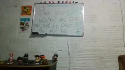 Snapshot of panthers_room chatting on September 11, 5:29 am panthers_room online show from September 11, 5:29 am