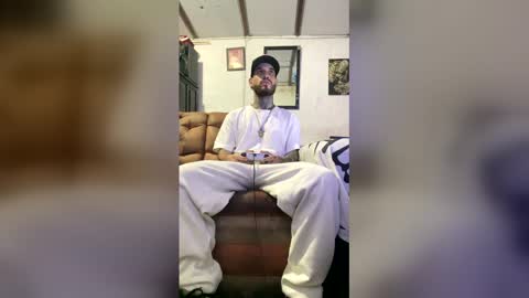 panthers_room online show from May 10, 6:07 am