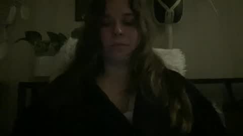 Pantiesofthefae online show from May 12, 9:39 am