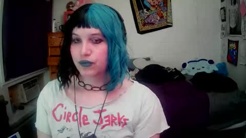 Snapshot of pantygirl929135 chatting on April 3, 12:30 am Princess online show from April 3, 12:30 am