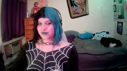 Snapshot of pantygirl929135 chatting on April 5, 12:30 am Princess online show from April 5, 12:30 am