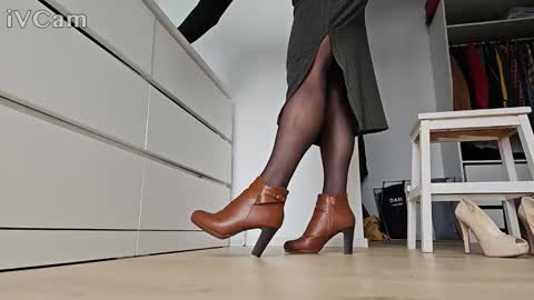 pantyhose_ggggg online show from October 14, 11:22 am