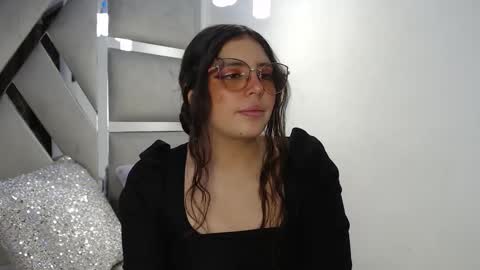 Paola Lyon online show from December 4, 7:23 pm