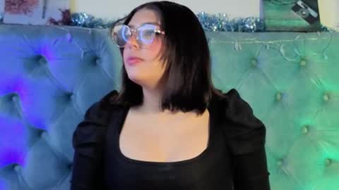 Paola Lyon online show from December 16, 6:13 pm