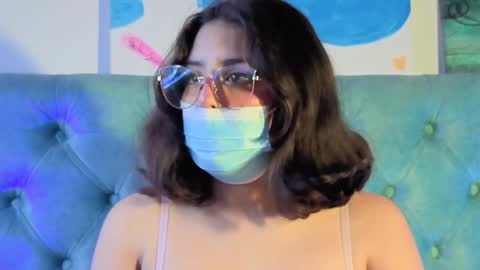 Paola Lyon online show from February 4, 6:58 pm