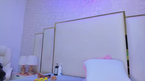 Snapshot of paolaa_rodriguez chatting on March 1, 11:34 am Paola online show from March 1, 11:34 am